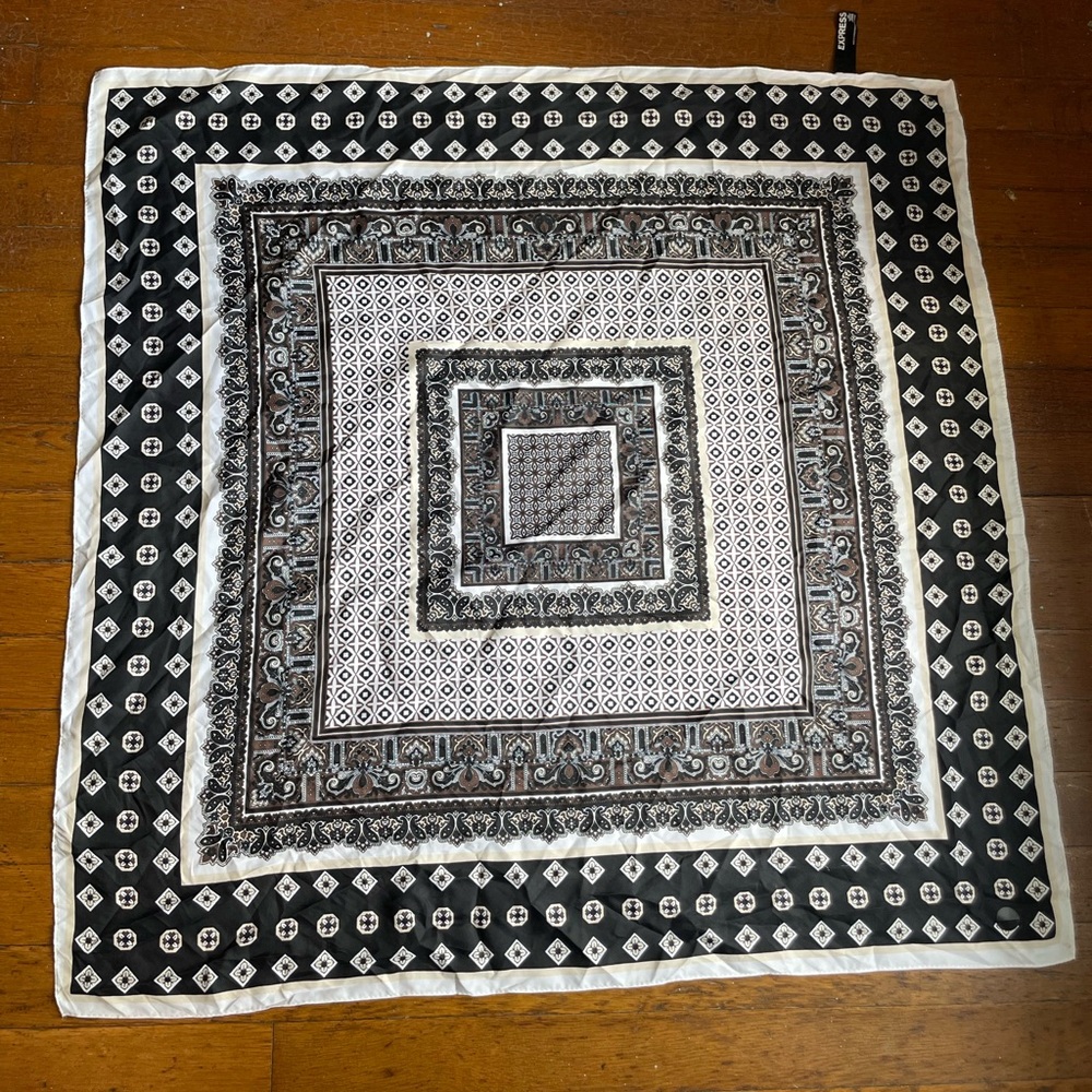 Express Scarf
